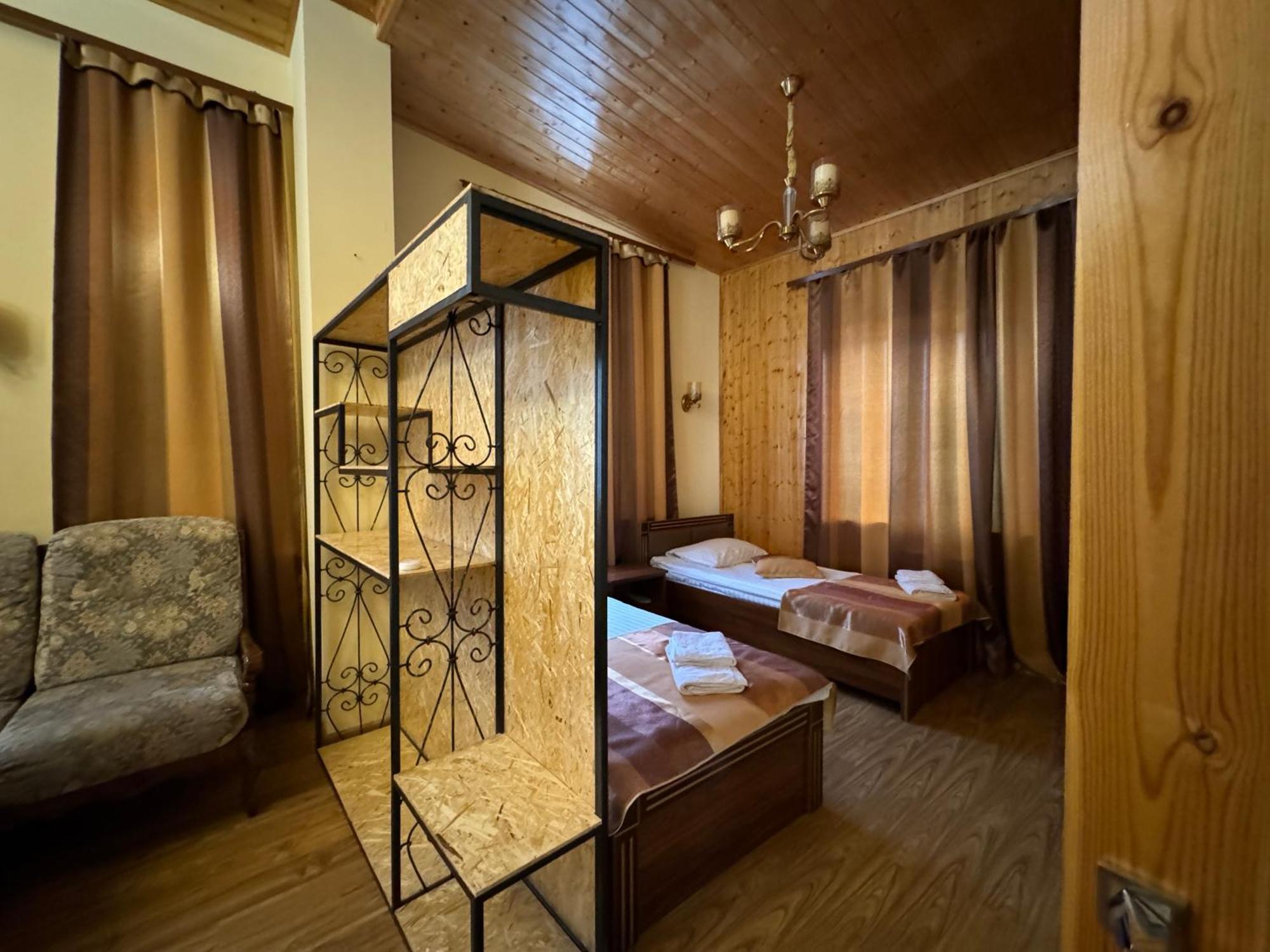 Kirch Hotel & Restaurant 戈里斯 外观 照片